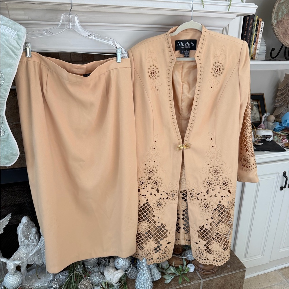 Moshita Couture Vintage? yellow  2pc Skirt Suit embellished needs cleaning 20